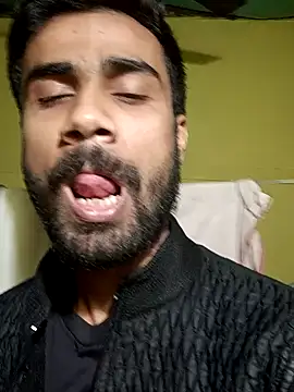 Skinny Bigass 23 online show from February 1, 7:02 pm