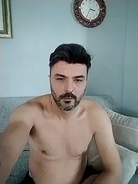 Snapshot of hot_man_eray chatting on October 26, 12:33 pm hot man eray online show from October 26, 12:33 pm