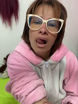 Goddess-Love- online show from February 12, 9:20 am