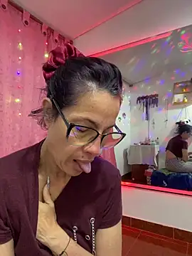 Goddess-Love- online show from December 4, 9:18 am