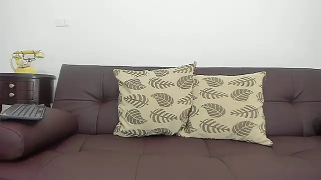 Amir mikelsen online show from February 22, 1:02 pm