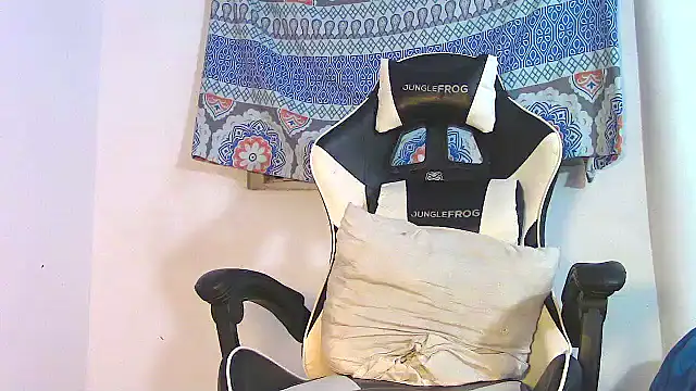 Amir mikelsen online show from September 24, 3:21 am