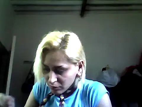 Snapshot of ariana_crazzy chatting on March 1, 7:48 pm ariana crazzy online show from March 1, 7:48 pm