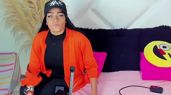 ScarlethNatasha online show from December 27, 2:25 am