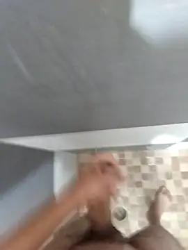 Snapshot of mylovetr1 chatting on January 12, 1:44 am mylovetr1 online show from January 12, 1:44 am