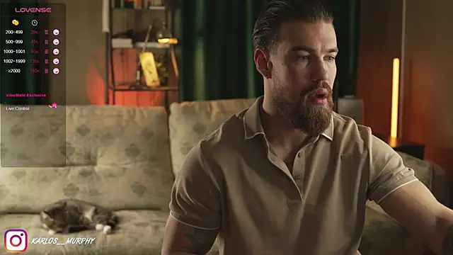 Snapshot of Karlos_Ripped_ chatting on December 12, 8:36 am Karlos Ripped online show from December 12, 8:36 am