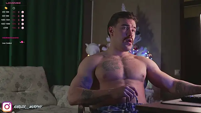 Snapshot of Karlos_Ripped_ chatting on January 23, 9:50 am Karlos Ripped online show from January 23, 9:50 am