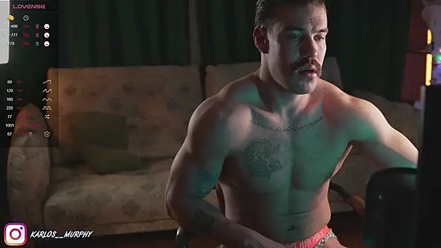 Snapshot of Karlos_Ripped_ chatting on January 25, 9:47 am Karlos Ripped online show from January 25, 9:47 am