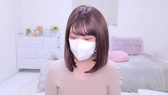 aki zzz online show from December 13, 4:05 pm