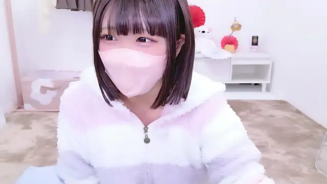 aki zzz online show from February 2, 8:07 pm