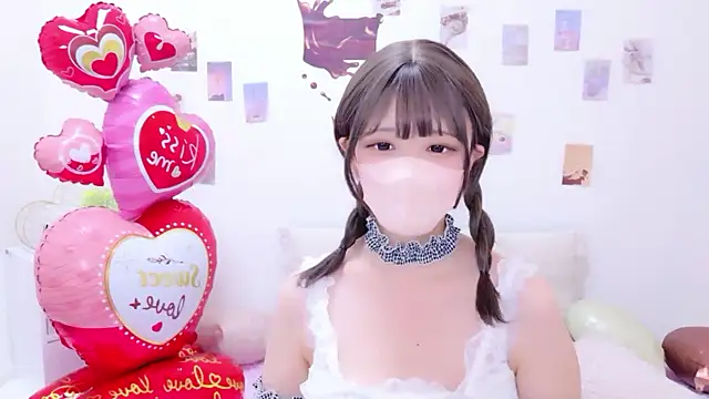 aki zzz online show from February 13, 7:59 am