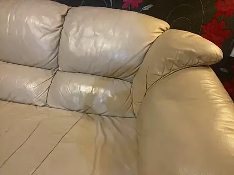 iveedie017 online show from December 7, 4:47 pm