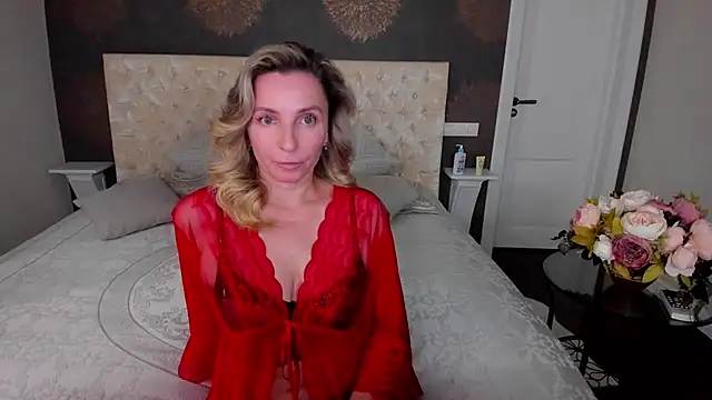 AllisonWilliams online show from September 9, 4:39 pm