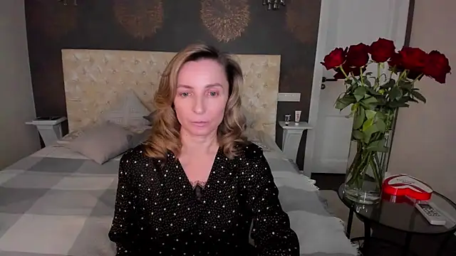 AllisonWilliams online show from February 20, 4:18 pm