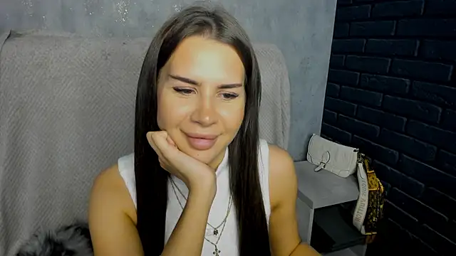 SuraMune online show from April 15, 2:57 pm