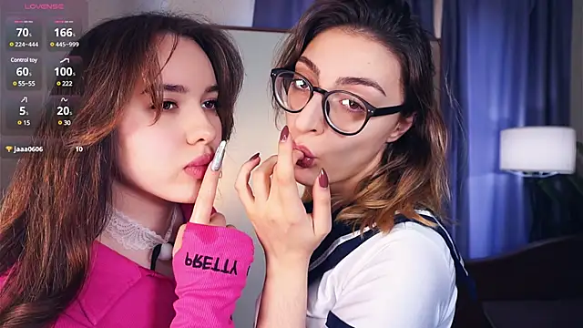 TateDevon online show from March 18, 7:08 am