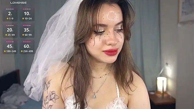 TateDevon online show from October 31, 7:09 am