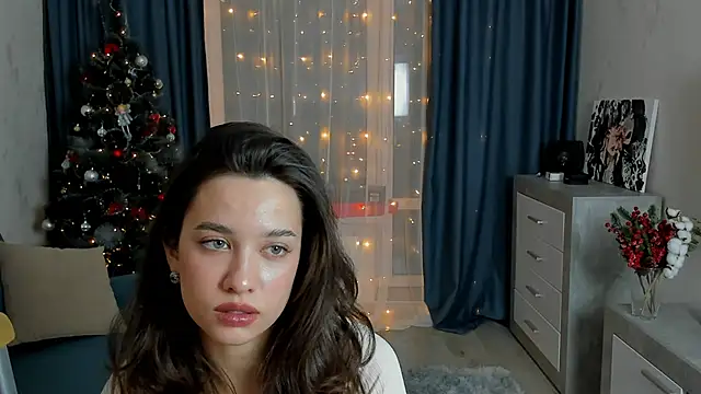 EmeliaReaper online show from February 17, 1:04 am