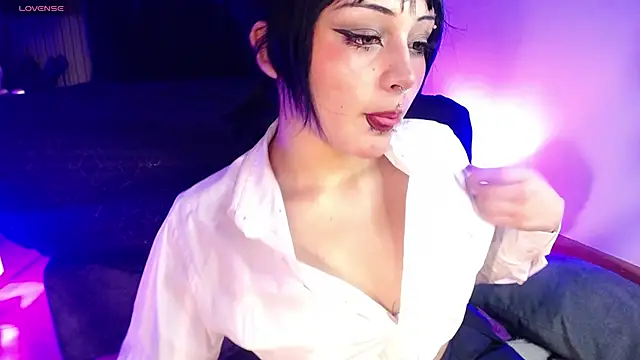 Snapshot of honney_dark chatting on January 15, 2:38 am honney dark online show from January 15, 2:38 am