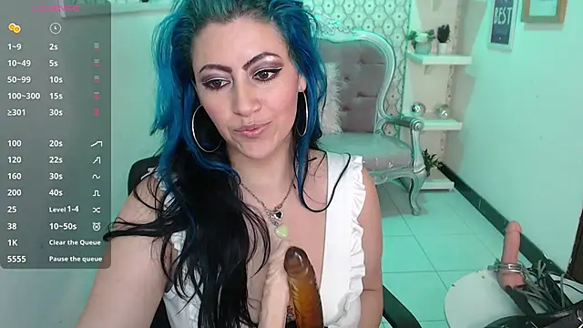 Snapshot of scarleth_blue chatting on February 12, 9:10 am scarleth blue online show from February 12, 9:10 am