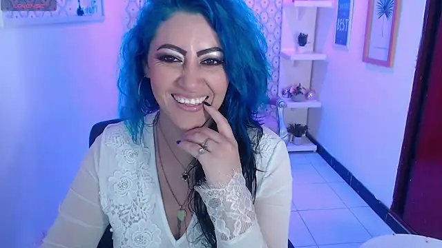 Snapshot of scarleth_blue chatting on March 3, 3:08 am scarleth blue online show from March 3, 3:08 am