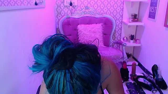 Snapshot of scarleth_blue chatting on March 22, 3:09 am scarleth blue online show from March 22, 3:09 am