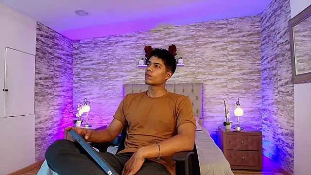 Snapshot of wagz chatting on March 31, 8:31 pm wagz online show from March 31, 8:31 pm