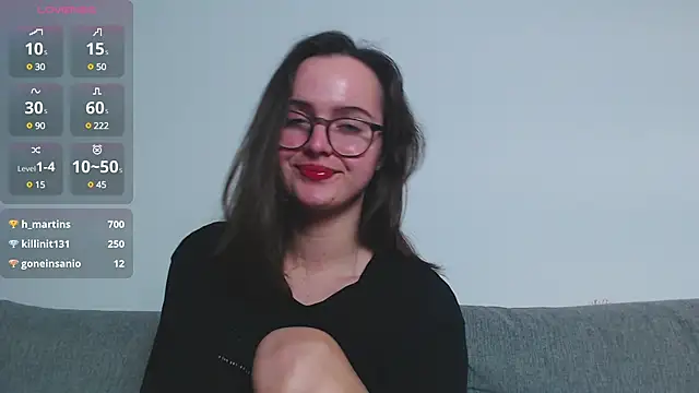 Snapshot of Pinky__Binky chatting on December 13, 11:17 pm Pinky Binky online show from December 13, 11:17 pm