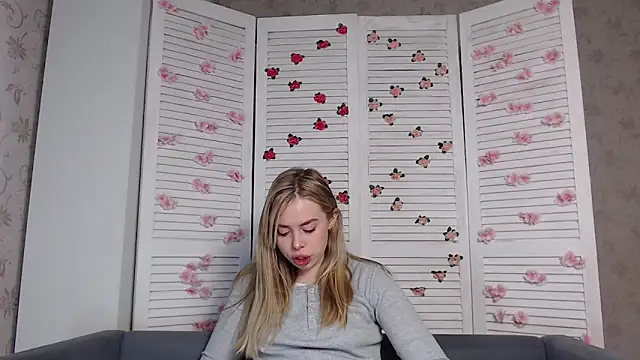 sofiaa here online show from January 13, 12:16 am