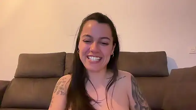 AmaraBella69 online show from February 22, 9:59 pm