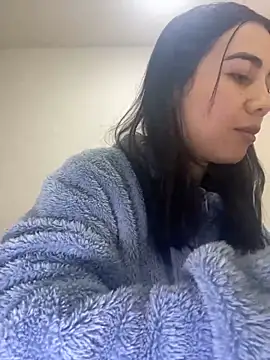 SaraOspinna online show from December 14, 1:38 pm