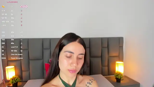 SaraOspinna online show from September 26, 1:15 pm