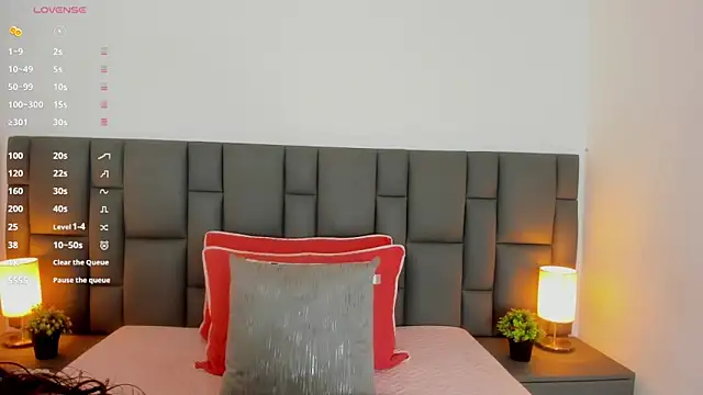 SaraOspinna online show from October 16, 1:23 pm