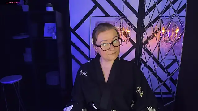 AlexandraKind online show from February 15, 2:47 am