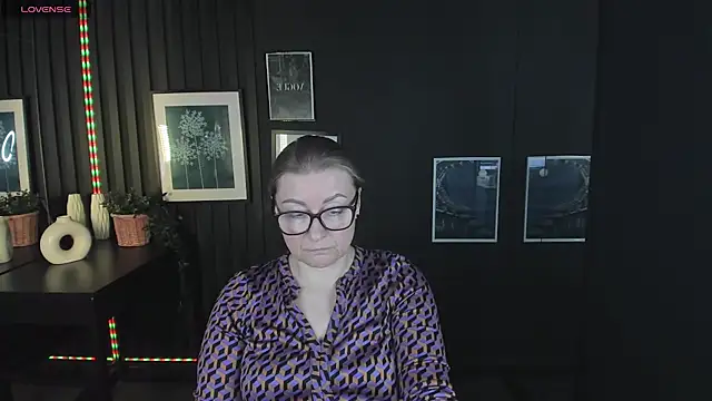 AlexandraKind online show from March 7, 7:19 am