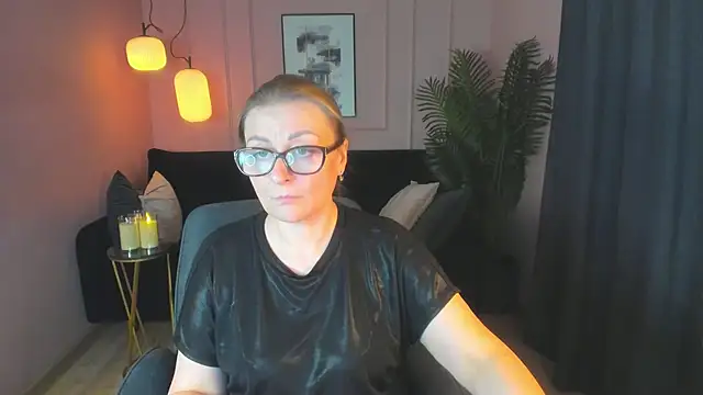 AlexandraKind online show from March 18, 5:09 am