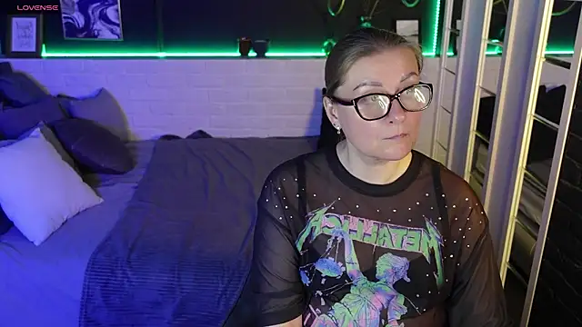 AlexandraKind online show from March 22, 11:09 pm