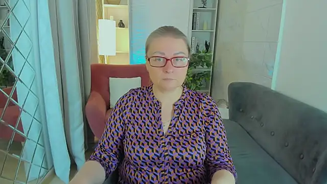 AlexandraKind online show from December 14, 8:46 pm