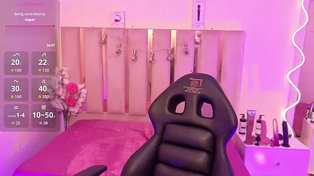 Andy tay1 online show from October 7, 3:04 am