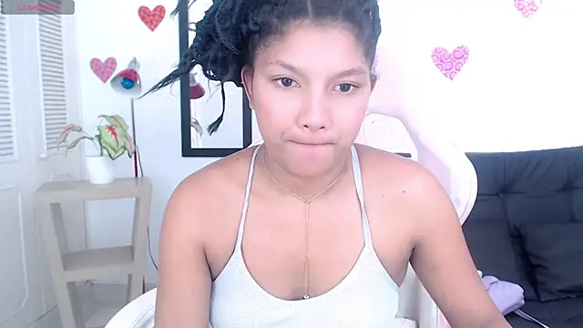 Snapshot of elly_willis chatting on December 31, 6:13 pm elly willis online show from December 31, 6:13 pm