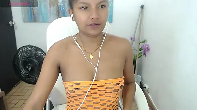 Snapshot of elly_willis chatting on March 15, 1:51 pm elly willis online show from March 15, 1:51 pm
