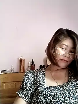 Snapshot of Baby-tits2024 chatting on December 4, 8:45 am Baby-tits2024 online show from December 4, 8:45 am