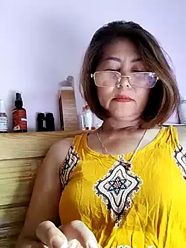 Snapshot of Baby-tits2024 chatting on December 9, 6:45 am Baby-tits2024 online show from December 9, 6:45 am