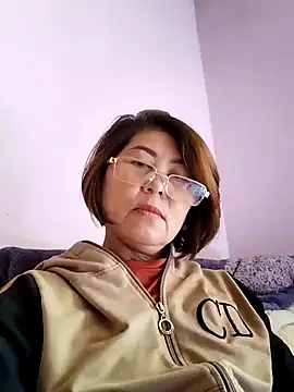 Snapshot of Baby-tits2024 chatting on December 21, 5:25 am Baby-tits2024 online show from December 21, 5:25 am