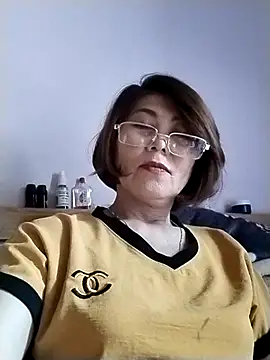 Snapshot of Baby-tits2024 chatting on December 27, 7:40 am Baby-tits2024 online show from December 27, 7:40 am