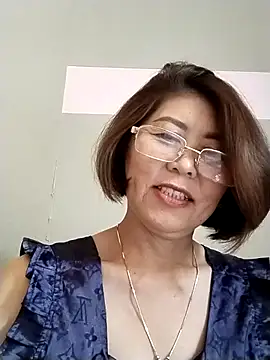 Snapshot of Baby-tits2024 chatting on March 18, 5:20 am Baby-tits2024 online show from March 18, 5:20 am