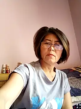 Snapshot of Baby-tits2024 chatting on September 15, 3:06 am Baby-tits2024 online show from September 15, 3:06 am