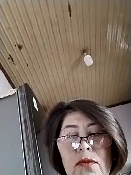 Snapshot of Baby-tits2024 chatting on September 16, 3:29 am Baby-tits2024 online show from September 16, 3:29 am