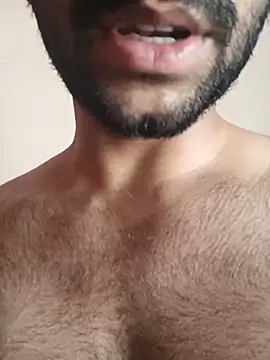 Snapshot of Vignesh3246 chatting on June 6, 11:37 am Vignesh3246 online show from June 6, 11:37 am