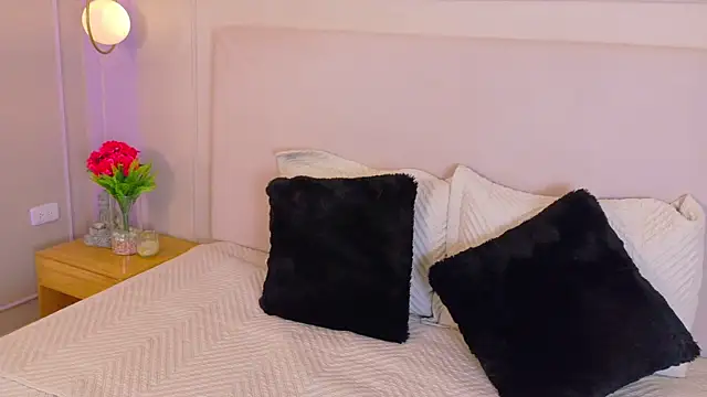 EymiCuper online show from September 22, 7:27 pm